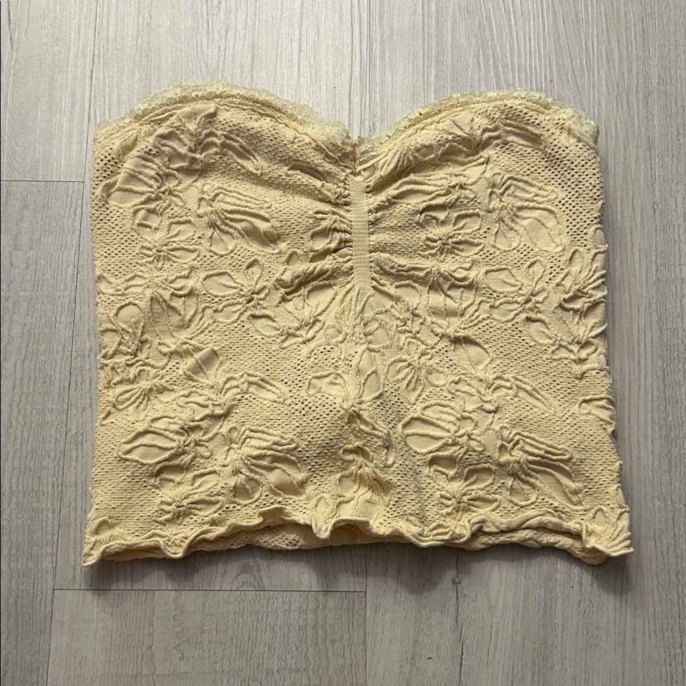 Tilly's Light Yellow Lace tube top